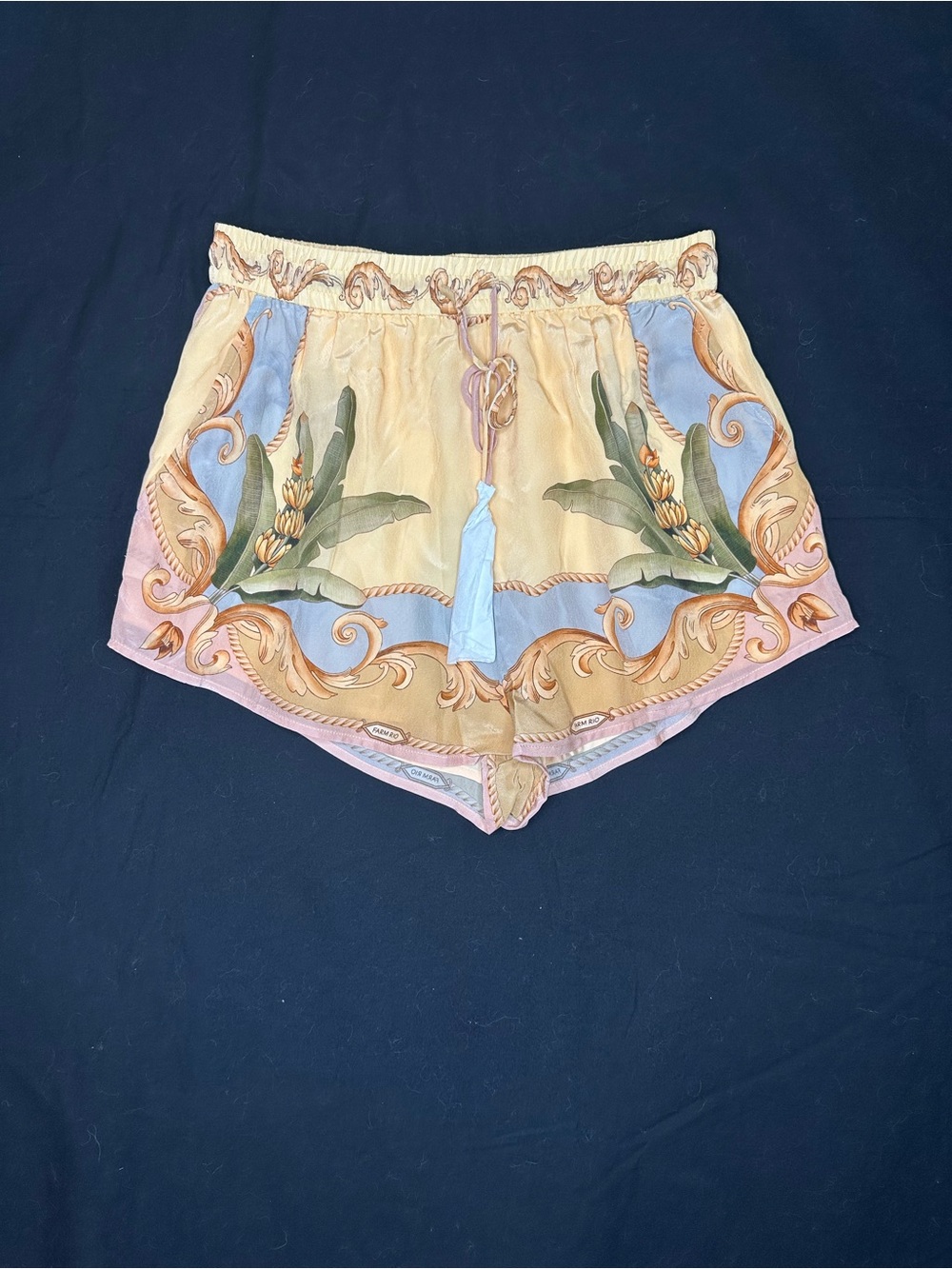 FARM Rio Multicolor Banana Royalty Kaleidoscope Shorts Small - Picture 2 of 6